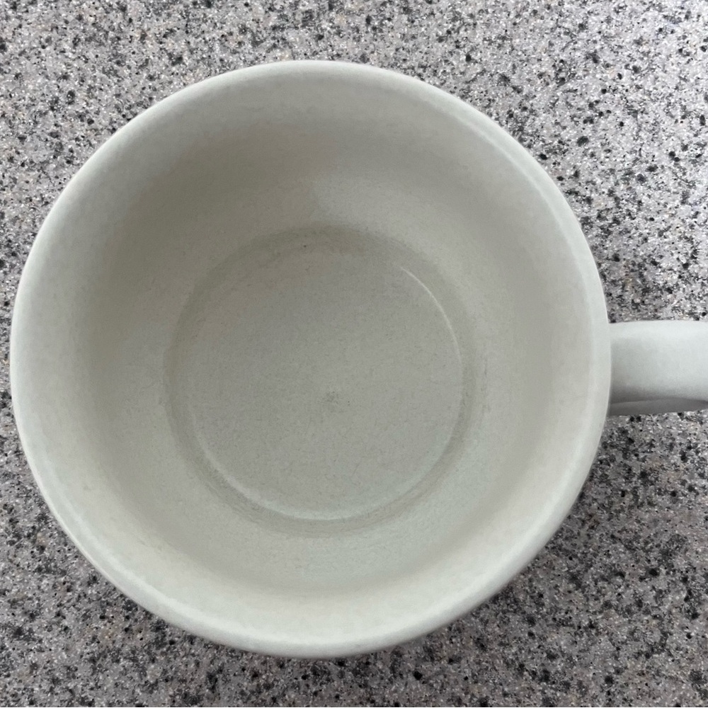 Pfaltzgraff Yorktowne Pattern Blue and White Ceramic Mugs & Saucers - Picture 8 of 16